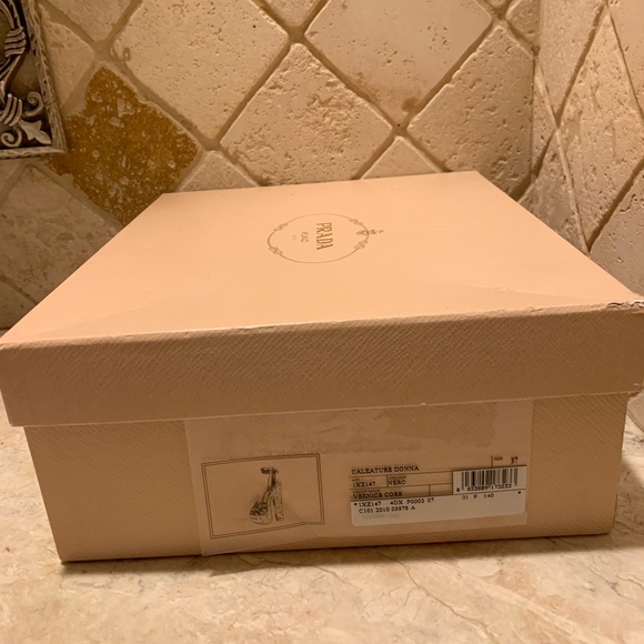 Prada shoes , wedged heels - Picture 2 of 8